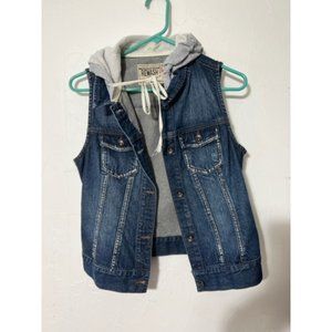 Jean Sleeveless vest